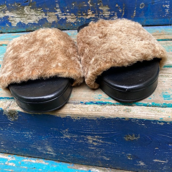 NEWBARK Los Angeles Frankie shearling slides - Picture 5 of 9